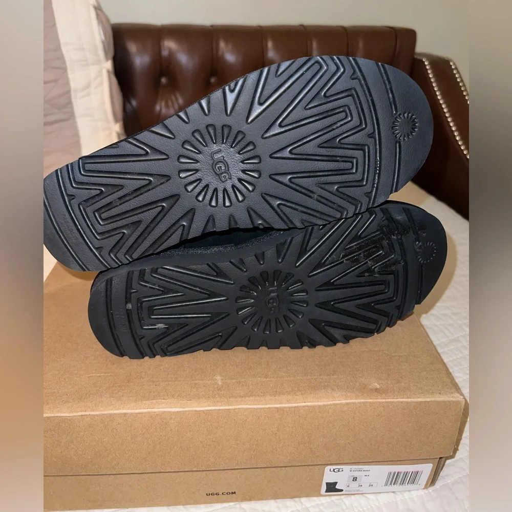 Black UGG Estera Boots - Picture 8 of 10